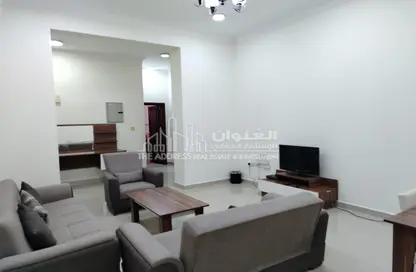 Apartment - 2 Bedrooms - 3 Bathrooms for rent in Al Sadd Tourist Apartments - Al Sadd - Doha