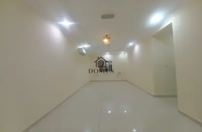 Apartment - 2 Bedrooms - 2 Bathrooms for rent in Ibn Asakir Street - Najma - Doha
