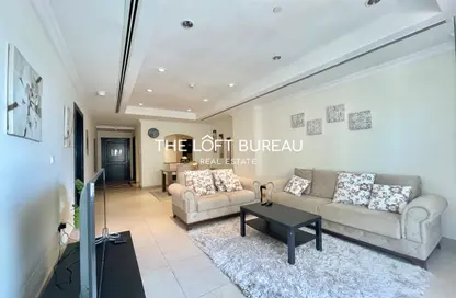 Apartment - 1 Bedroom - 2 Bathrooms for rent in West Porto Drive - Porto Arabia - The Pearl Island - Doha