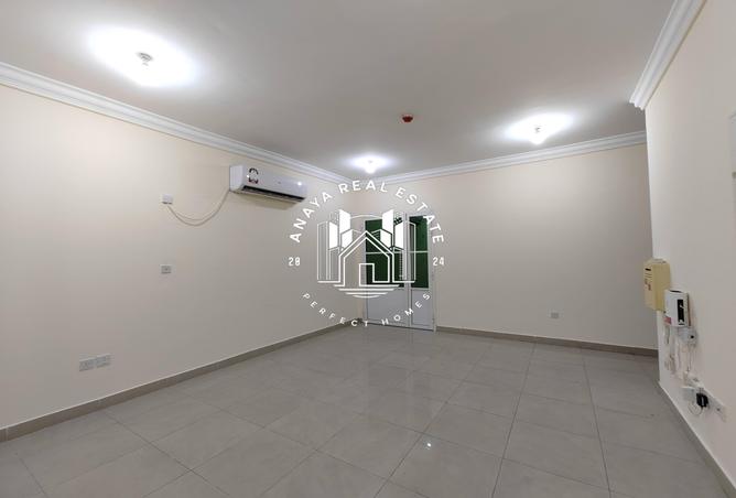 973077 - Property Image 2