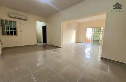 Apartment - 2 Bedrooms - 2 Bathrooms for rent in Al Jazeera Street - Fereej Bin Mahmoud North - Fereej Bin Mahmoud - Doha