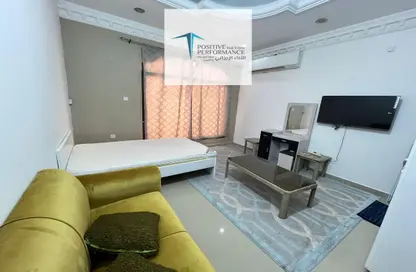 Apartment - 1 Bathroom for rent in Al Aziziyah - Al Aziziyah - Doha