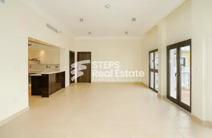 Apartment - 2 Bedrooms - 3 Bathrooms for rent in Chateau - Qanat Quartier - The Pearl Island - Doha