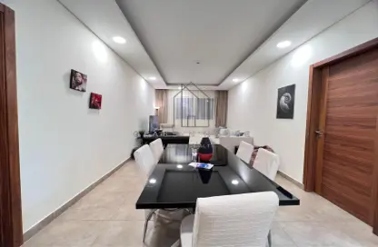 Dining Room image for: Apartment - 2 Bedrooms - 3 Bathrooms for sale in Al Erkyah City - Lusail, Image 1