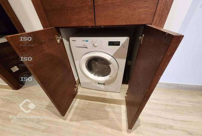 988686 - Property Image 2