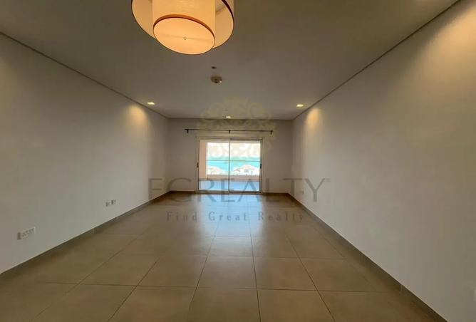 942631 - Property Image 3