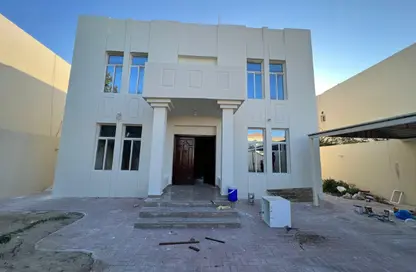 Villa - 5 Bedrooms - 6 Bathrooms for rent in Al Maamoura - Al Maamoura - Doha