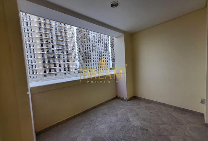 993782 - Property Image 2