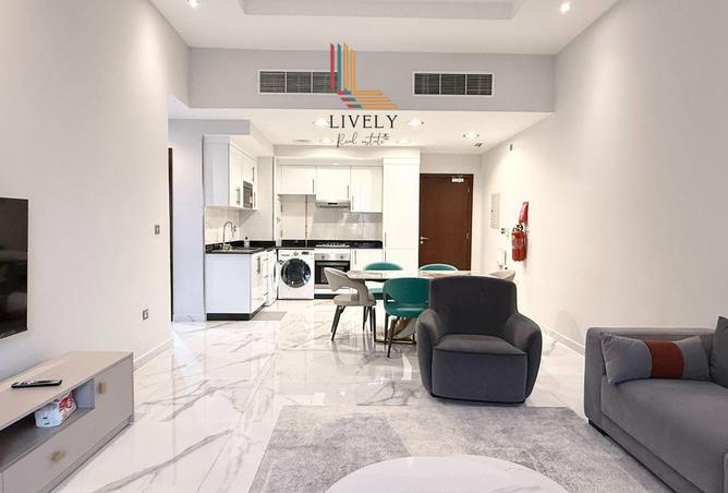 987718 - Property Image 2