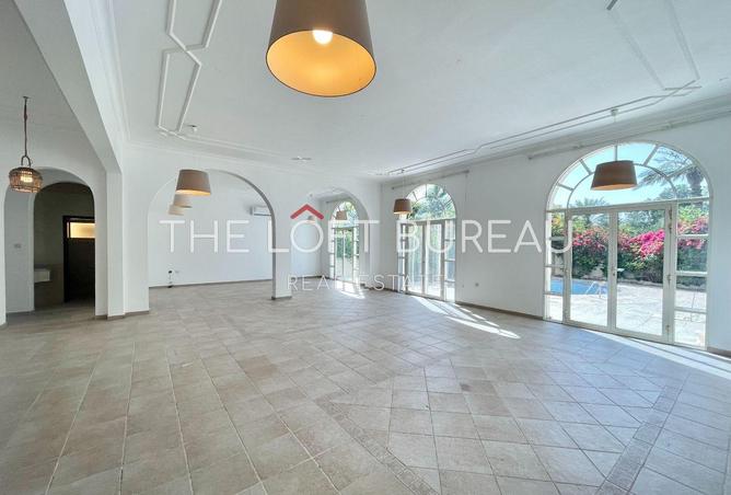 998360 - Property Main Image