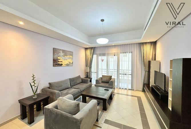 999442 - Property Image 2