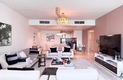 Apartment - 3 Bedrooms - 4 Bathrooms for rent in Burj DAMAC Marina - Marina District - Lusail