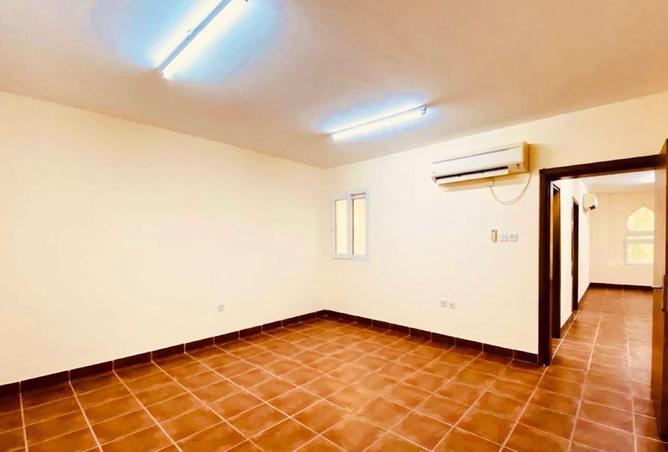 999334 - Property Image 2