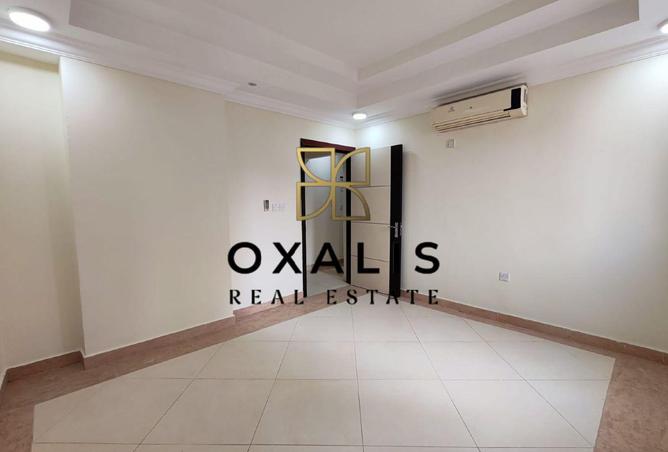 970437 - Property Image 3