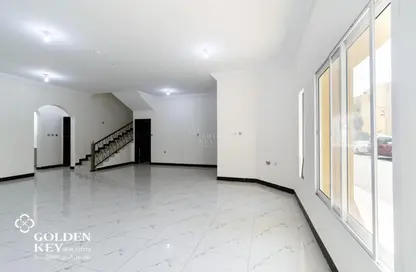 Villa - 5 Bedrooms - 6 Bathrooms for rent in Al Ain Compound 3 - Al Ain Compound - Ain Khaled - Doha