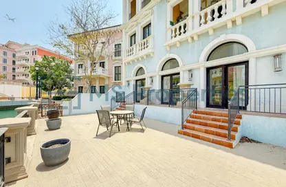 Townhouse - 3 Bedrooms - 5 Bathrooms for rent in Waterfront Townhouses - Qanat Quartier - The Pearl Island - Doha