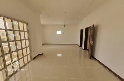 Compound - 3 Bedrooms - 3 Bathrooms for rent in Old Airport Road - Old Airport Road - Doha