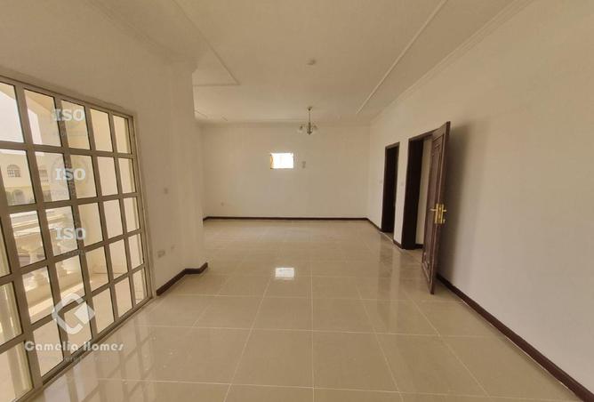 966144 - Property Image 3