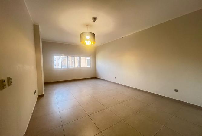 938584 - Property Image 3