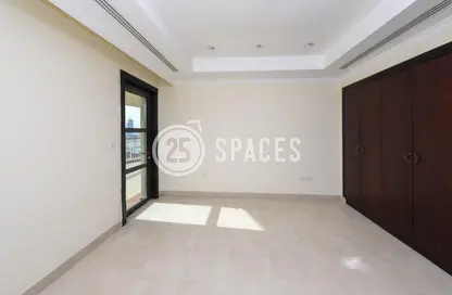 Apartment - 3 Bedrooms - 3 Bathrooms for sale in West Porto Drive - Porto Arabia - The Pearl Island - Doha