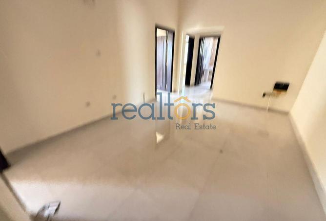 946856 - Property Image 3