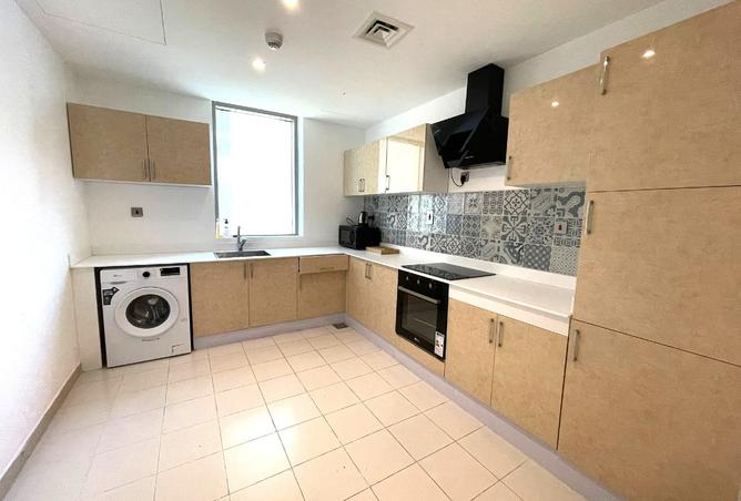 954072 - Property Image 3