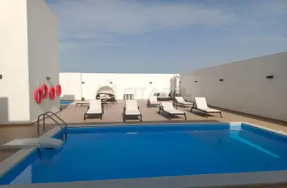 شقة - غرفة نوم - 1 حمام للايجار في مبنى رمادا التجاري - شارع الروابي - المنتزه - الدوحة