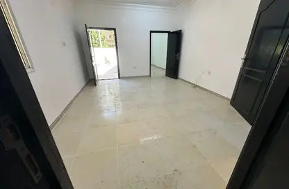 شقة - غرفة نوم - 1 حمام للايجار في الدحيل - الدحيل - الدوحة