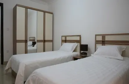 Apartment - 2 Bedrooms - 2 Bathrooms for rent in EB10 - Umm Ghuwailina - Doha