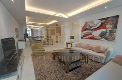 Apartment - 2 Bedrooms - 4 Bathrooms for rent in Floresta Gardens - Floresta Gardens - The Pearl Island - Doha