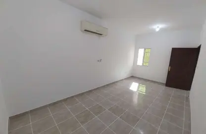 Apartment - 2 Bedrooms - 2 Bathrooms for rent in Al Messila - Al Messila - Doha