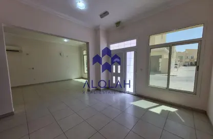 Villa - 6 Bedrooms - 6 Bathrooms for rent in Al Kheesa - Al Kheesa - Umm Salal Mohammed