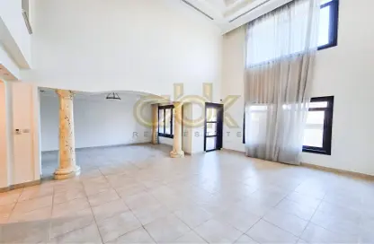Empty Room image for: Townhouse - 4 Bedrooms - 5 Bathrooms for rent in East Porto Drive - Porto Arabia - The Pearl Island - Doha, Image 1