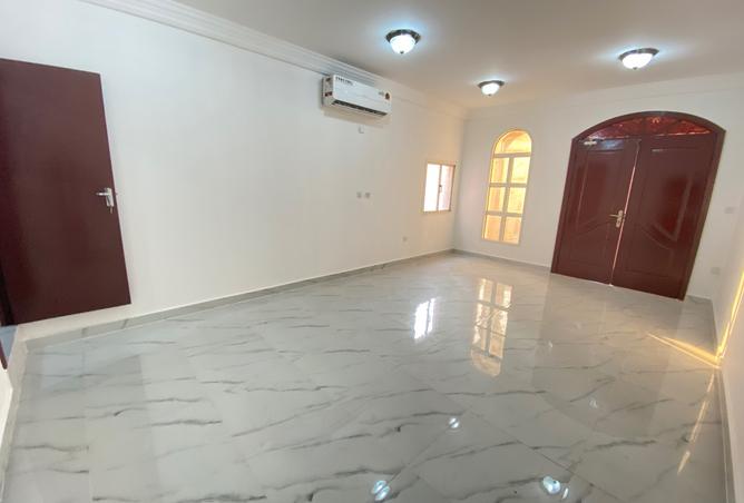 914135 - Property Main Image