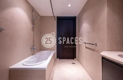 Apartment - 3 Bedrooms - 4 Bathrooms for sale in East Porto Drive - Porto Arabia - The Pearl Island - Doha