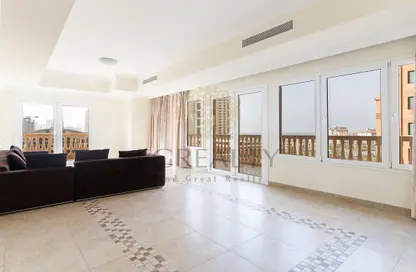 Apartment - 1 Bedroom - 1 Bathroom for sale in East Porto Drive - Porto Arabia - The Pearl Island - Doha