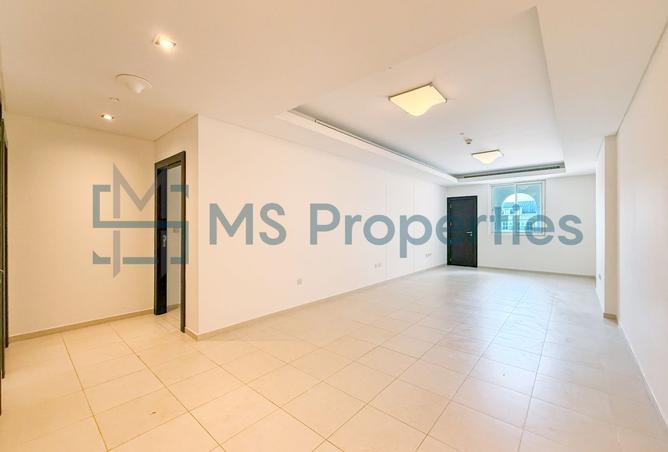 983018 - Property Main Image