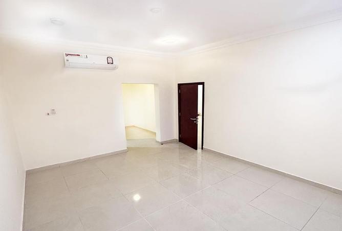 936681 - Property Image 2