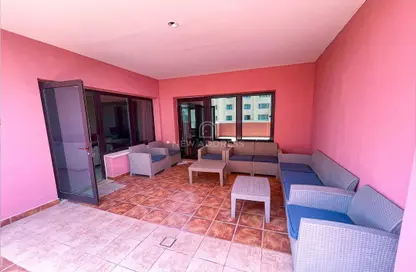 شقة - 2 غرف نوم - 3 حمامات للايجار في وان بورتو ارابيا - بورتو أرابيا - جزيرة اللؤلؤة - الدوحة