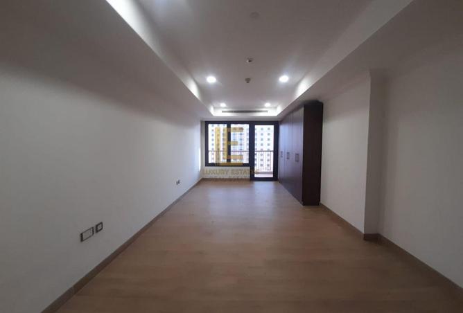 963777 - Property Main Image