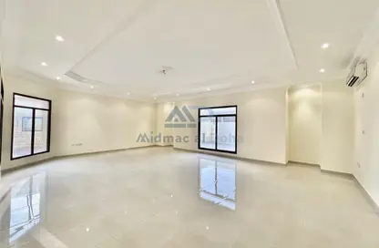 فيلا - 5 غرف نوم - 7 حمامات للايجار في فلل واست باي لاغون - وست باي لاجون - بحيرة وست لاجون - الدوحة