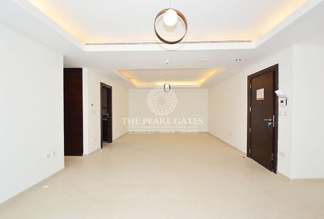 935722 - Property Image 2