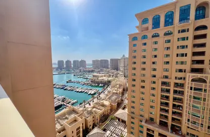 Apartment - 1 Bedroom - 2 Bathrooms for rent in The Pearl Island - Doha