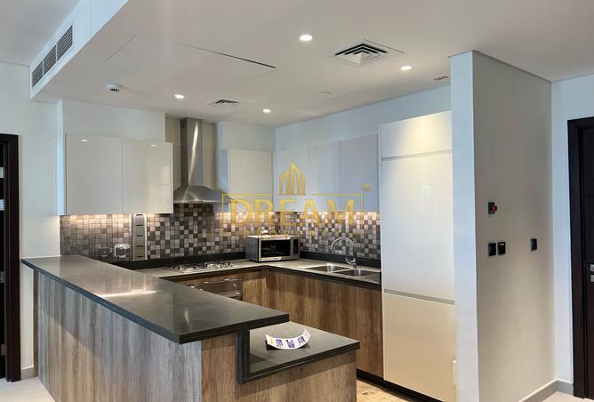 858741 - Property Image 3