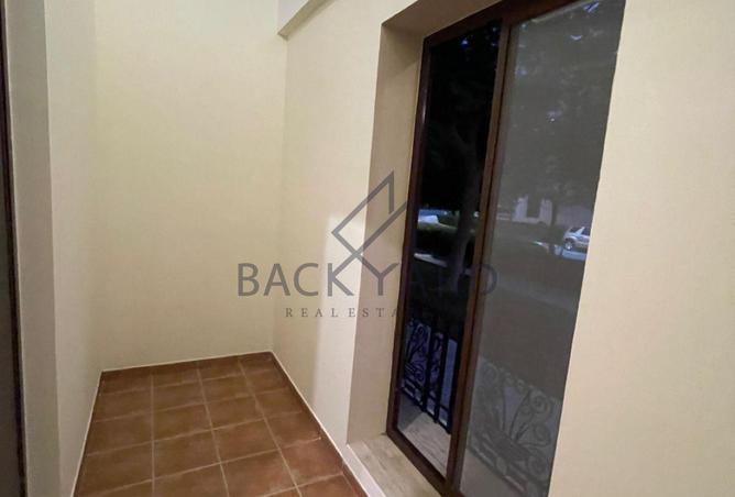 987852 - Property Image 3