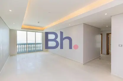 Apartment - 3 Bedrooms - 4 Bathrooms for rent in Viva West - Viva Bahriyah - The Pearl Island - Doha