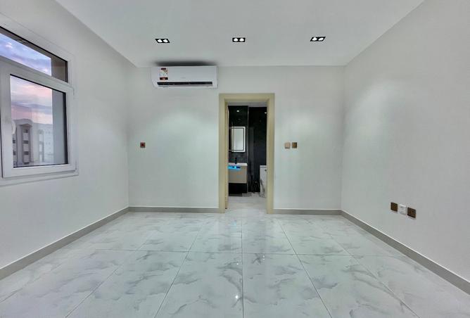 964702 - Property Image 3