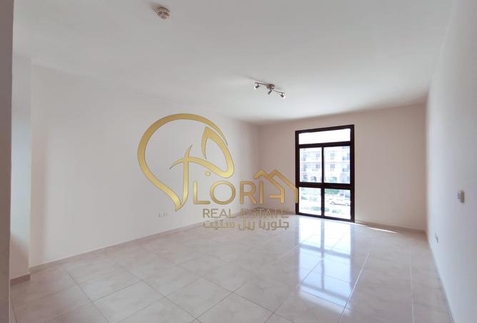 937730 - Property Image 2