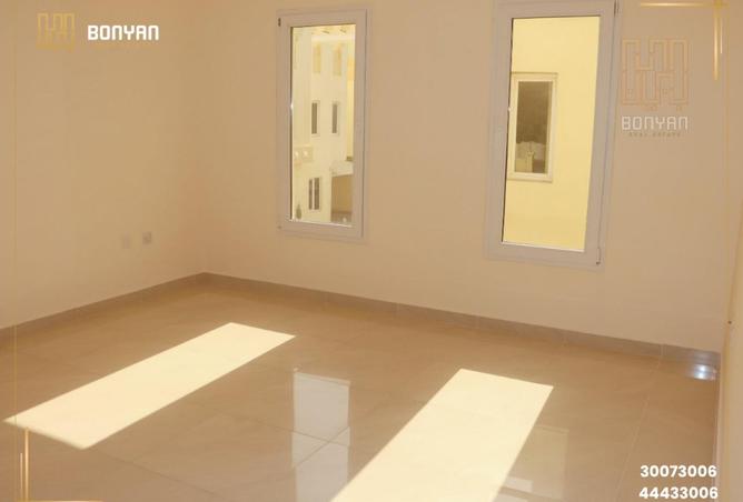 967367 - Property Image 3