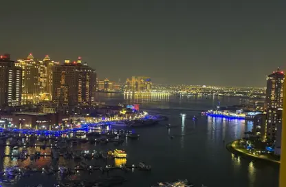 Apartment - 2 Bedrooms - 3 Bathrooms for rent in West Porto Drive - Porto Arabia - The Pearl Island - Doha